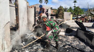 Quick Respon Brimob Polda Aceh Pasca Kebakaran Rumah Warga di Desa Ulun Tanoh Gayo Lues